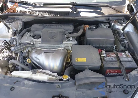 2015 Toyota Camry Le z USA, uszkodzony, nr VIN 4T1BF1FK4FU479204